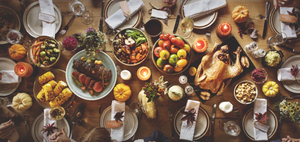 Thanksgiving Celebration Traditional Dinner Table Setting Concept